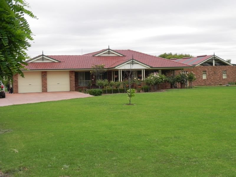 49 Butterworth Street, Swan Hill, VIC 3585