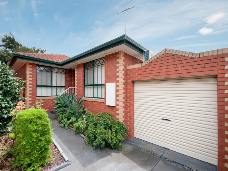3/5 Fawkner Street, Westmeadows, Vic 3049 Property Details