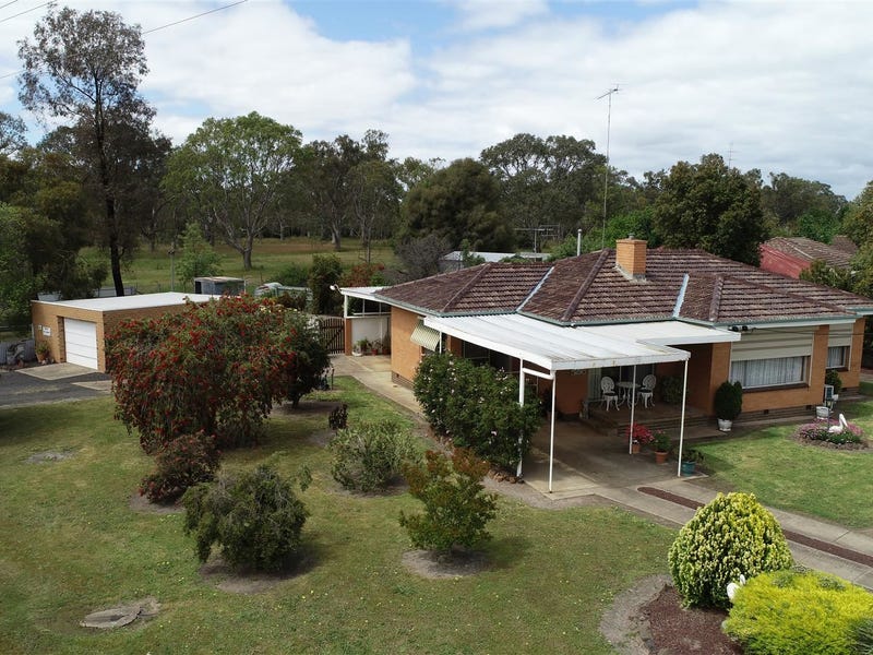 18 Orme Street, Edenhope, Vic 3318 Property Details