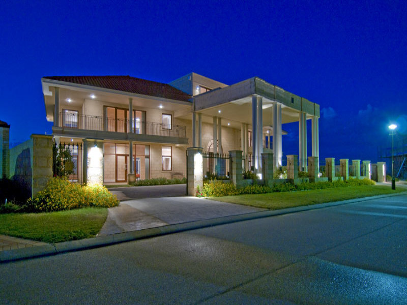 34 Alexis Circle, PORT BOUVARD, Wannanup, WA 6210 Property Details