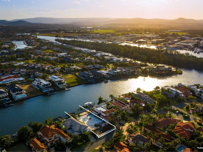 1663 Riverdale Drive, Hope Island, Qld 4212