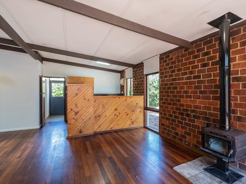 3 Justin Drive, Sorrento, WA 6020 Property Details