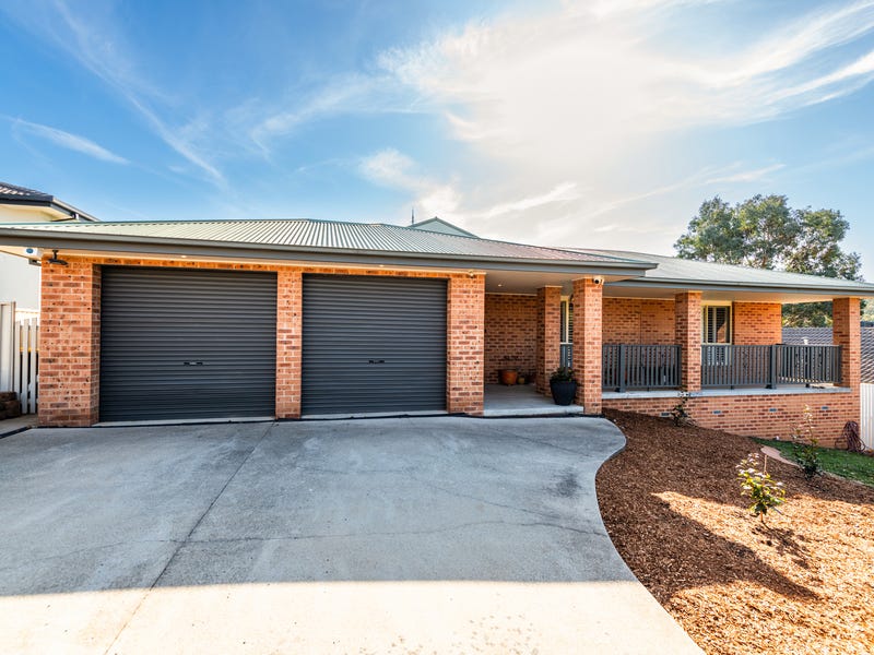 20 Doeberl Place, Queanbeyan, NSW 2620 House for Sale