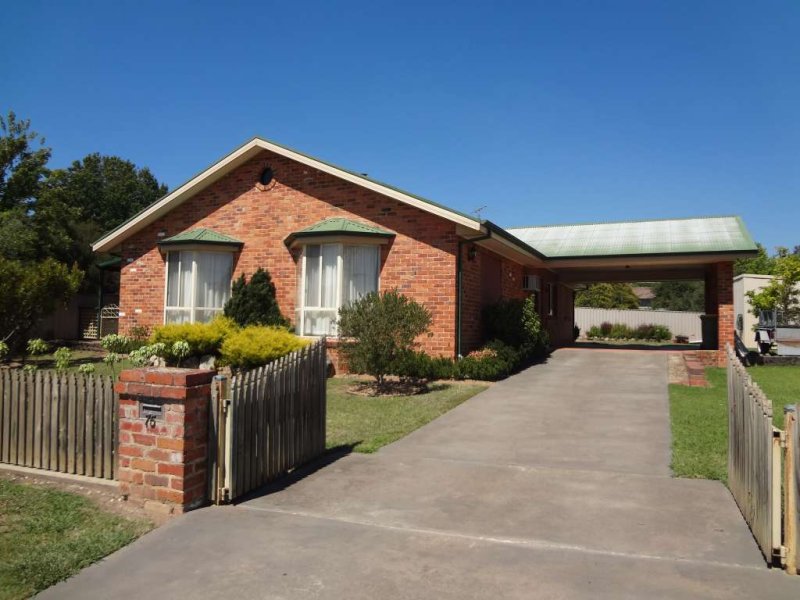 75 Strzelecki Way, Corryong, VIC 3707