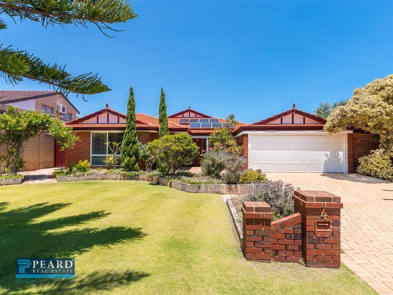 4 Alabaster Terrace, Hillarys, WA 6025 Property Details