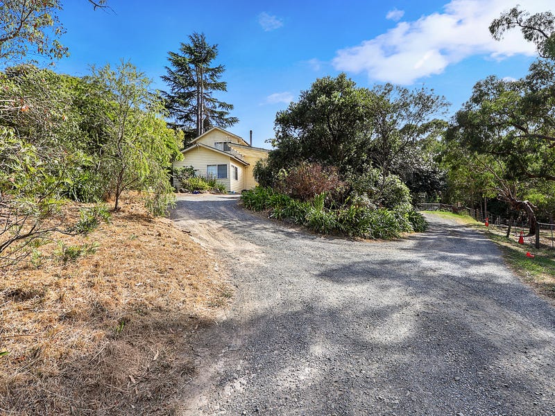 283 Cambridge Road, Mooroolbark, Vic 3138 - Property Details
