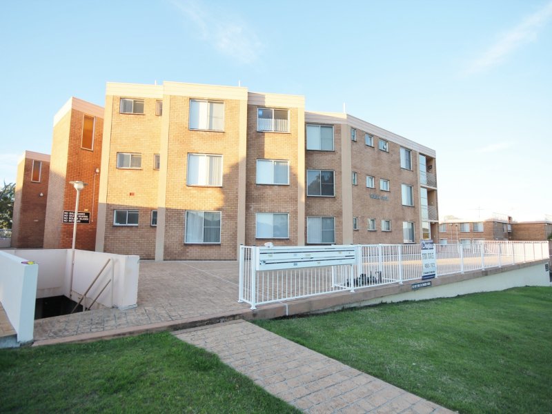 4/6 Thurlow Avenue, Nelson Bay, NSW 2315