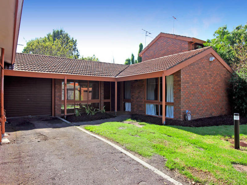 2/2 Millar Road, Tullamarine, Vic 3043 Property Details