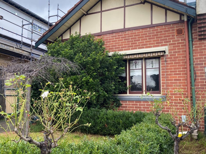 25 The Strand, Moonee Ponds, Vic 3039