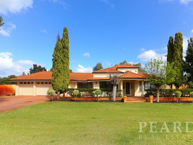 133 Roxburghe Drive, The Vines, WA 6069