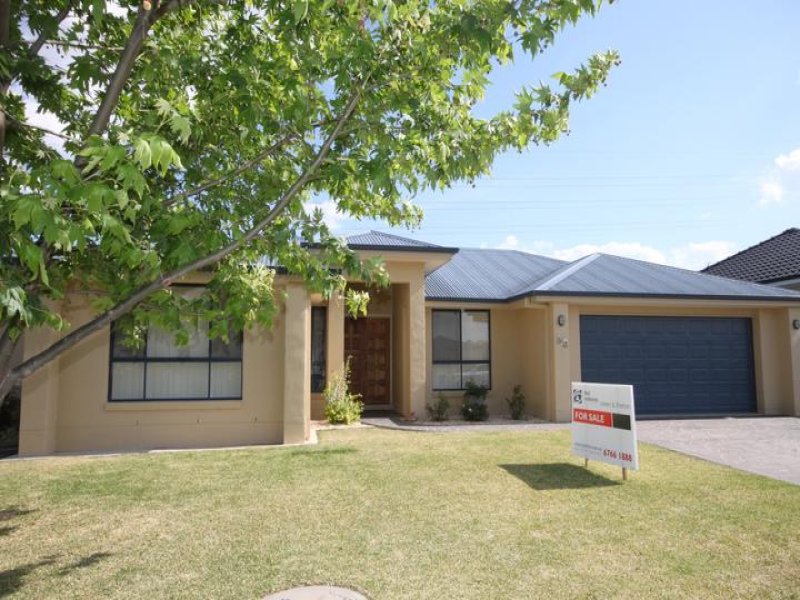 32 The Grange, Tamworth, NSW 2340 Property Details