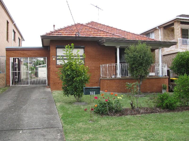 28 Dunkirk Avenue, Kingsgrove, NSW 2208 Property Details