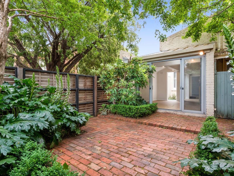 2 Woodside Cres, Toorak, VIC 3142