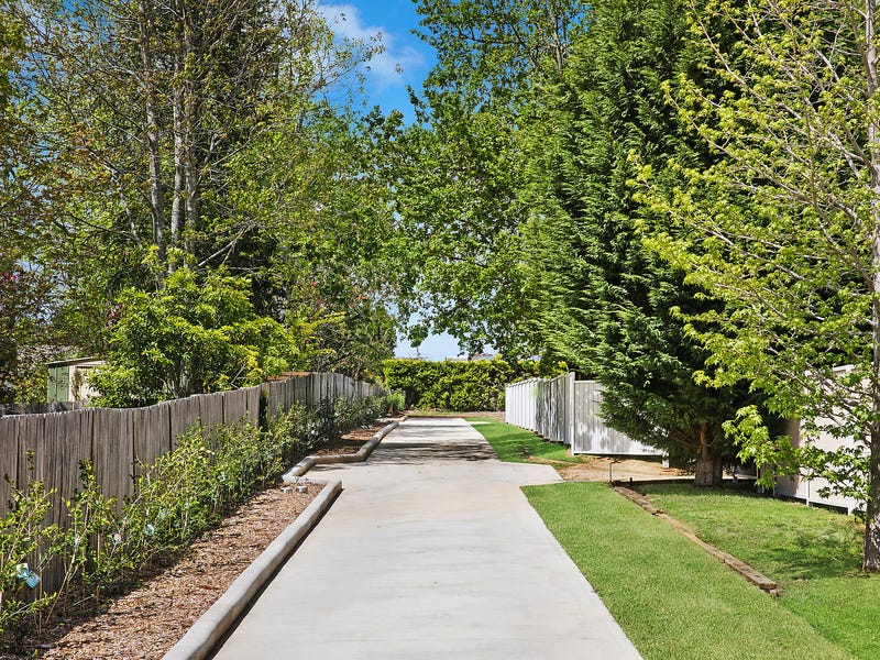 60B Waratah Road, Wentworth Falls, NSW 2782