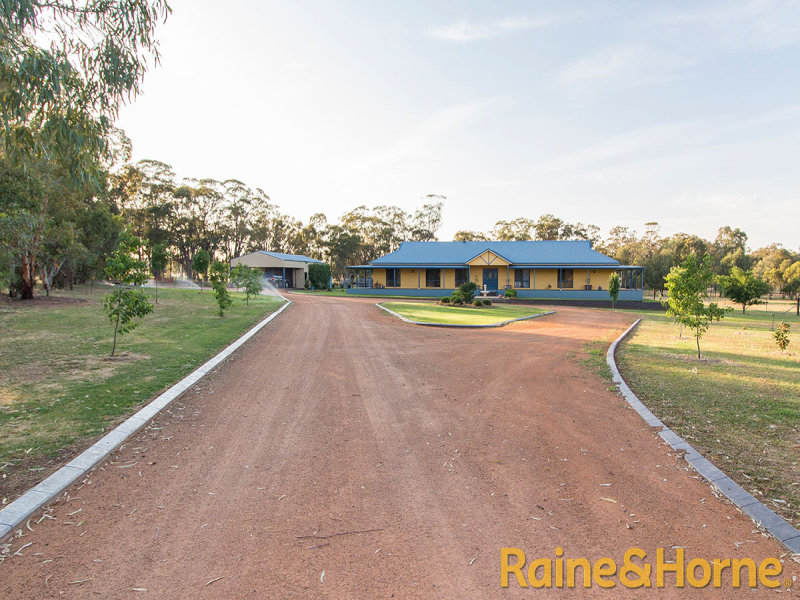 40L Debeaufort Drive, Dubbo, NSW 2830