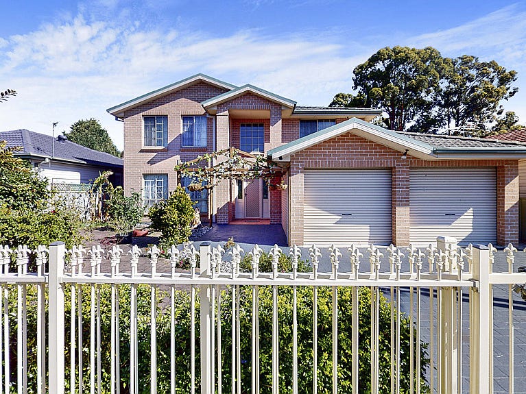 99 Derna Road, Holsworthy, NSW 2173 Property Details