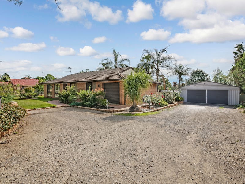 33 Darley Street, Thirlmere, NSW 2572 Property Details