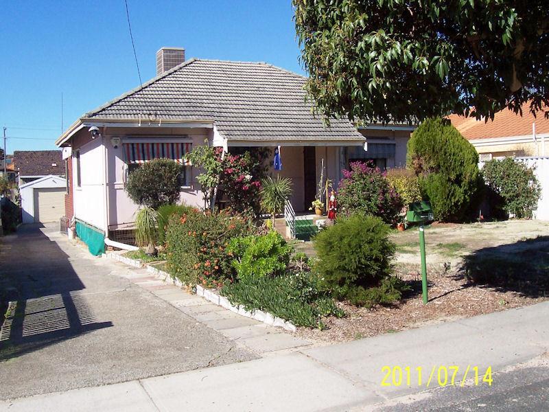 180 Hill View Terrace, Bentley, WA 6102 Property Details