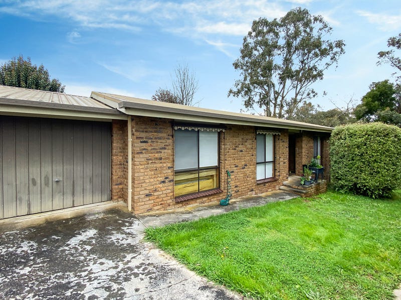 2/8 Margaret Street, Warragul, Vic 3820 Property Details
