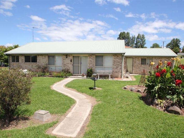 169 Pelham Street, Tenterfield, NSW 2372 Property Details