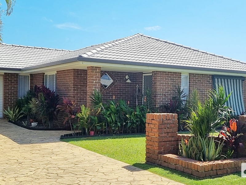 11 Wuruma Street, Scarness, Qld 4655 Property Details