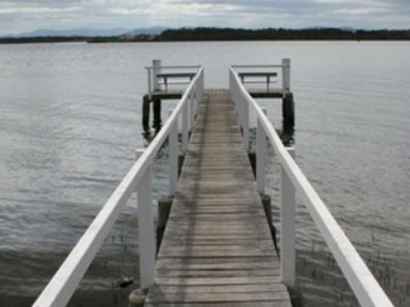 19 Manning Street, Manning Point, NSW 2430