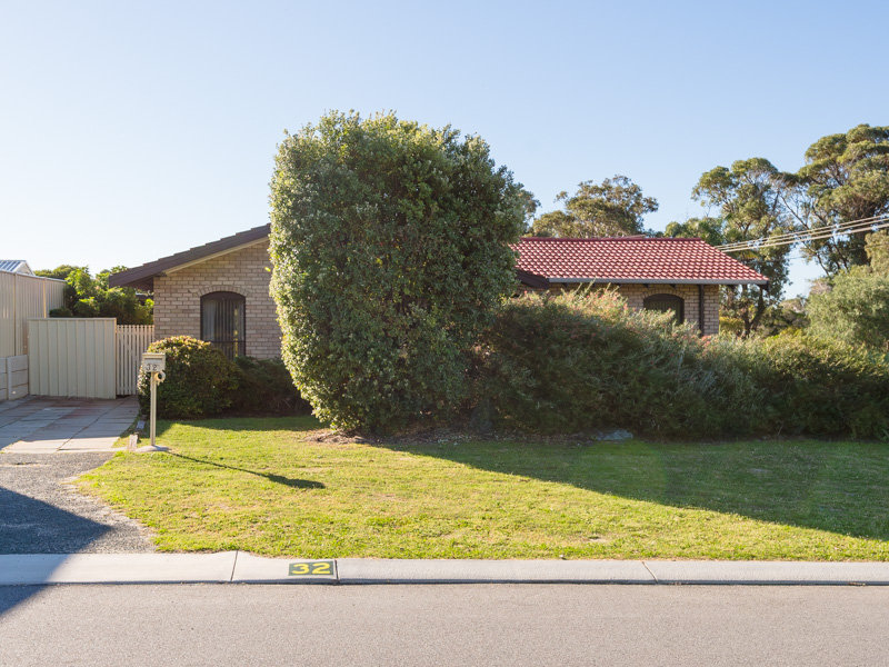 32 Hanley Place, Hillarys, WA 6025 Property Details