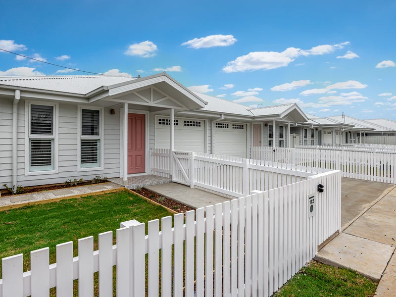 105 Hoskins Street, Temora, NSW 2666