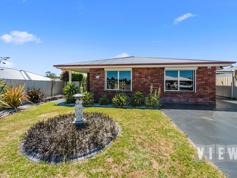 17 Earl Grove, Latrobe, Tas 7307 House for Sale