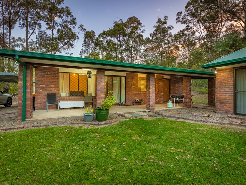 322 Coonowrin Road, Glass House Mountains, QLD 4518