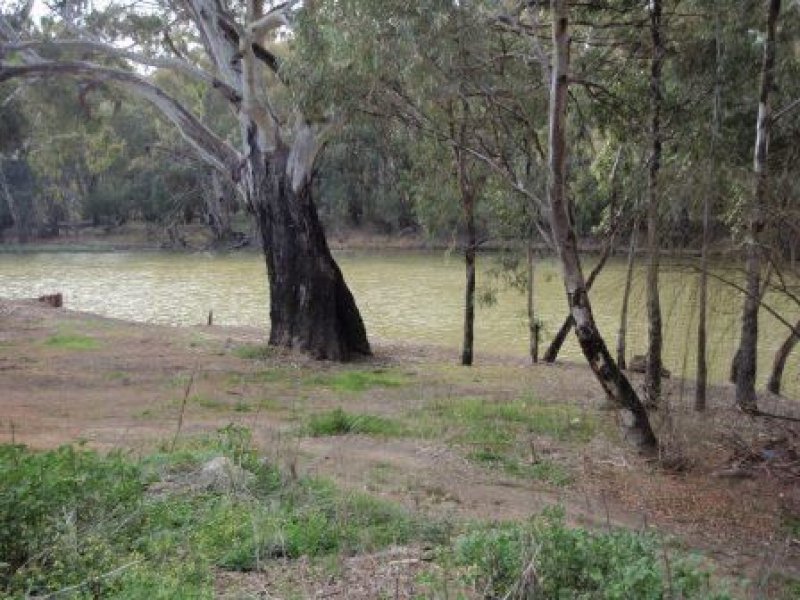 374 Alma Street, Hay, NSW 2711