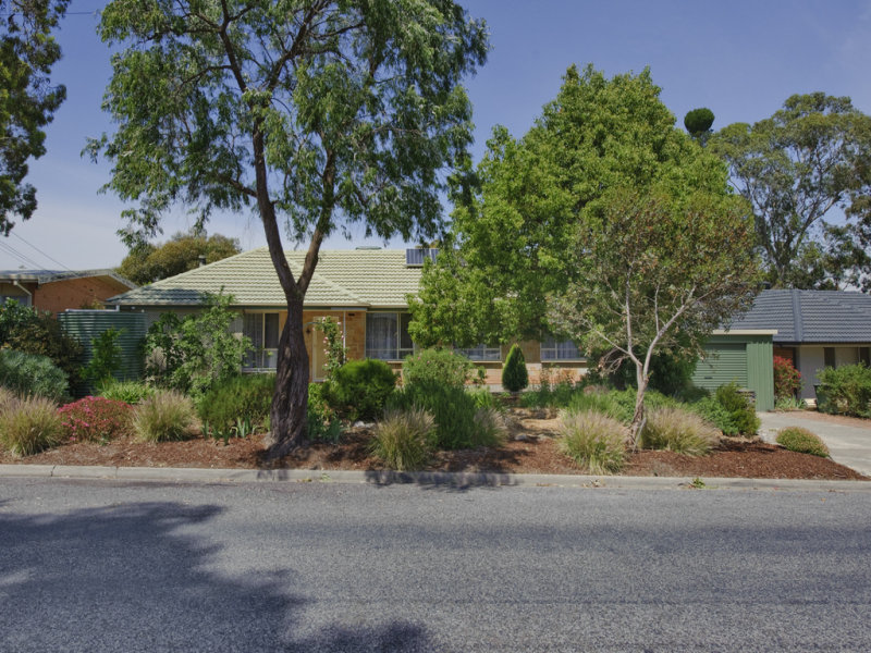 3 Finsterwald Way, Fairview Park, SA 5126