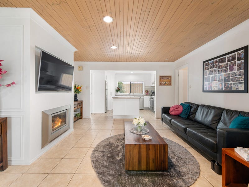 Sold Property Prices & Auction Results in Kay St, Traralgon, VIC 3844