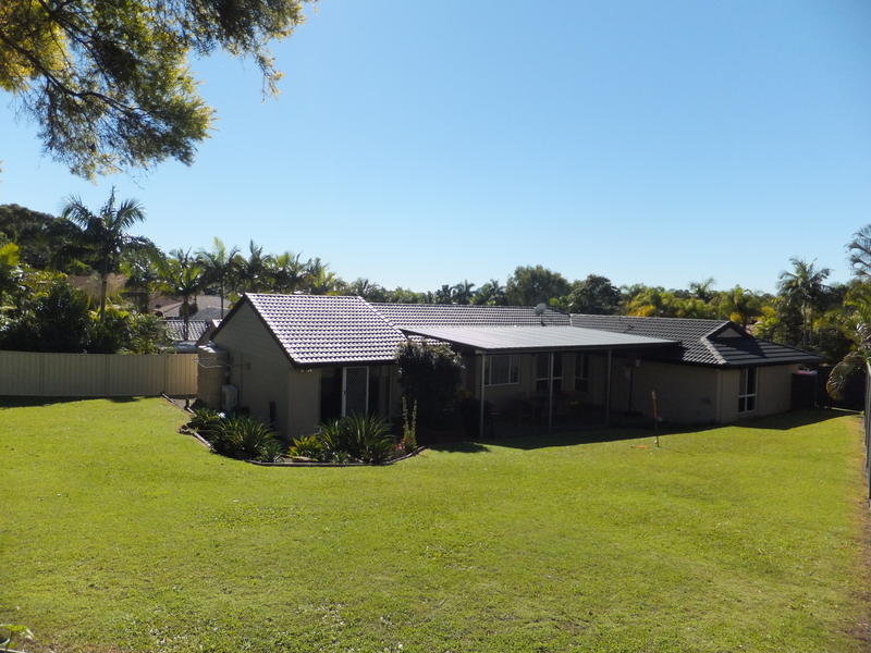 20 Glen Iris Place, Robina, Qld 4226 Property Details