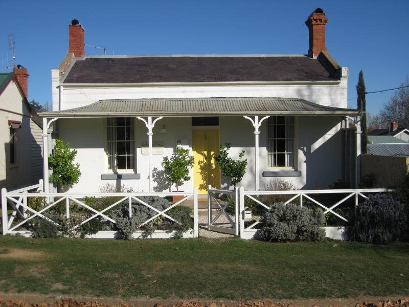 22 Bull Street, Castlemaine, Vic 3450 Property Details