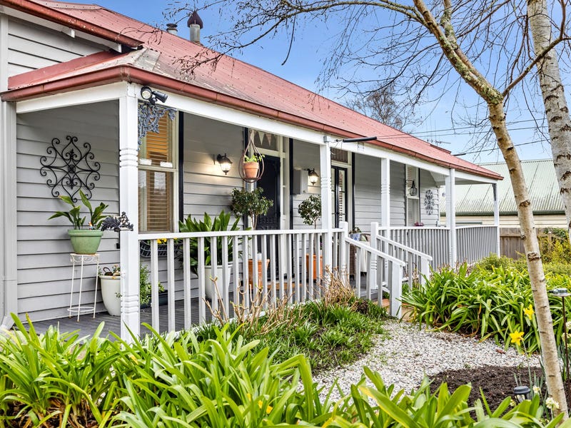 4 Bridport Street, Daylesford, Vic 3460 House for Sale realestate
