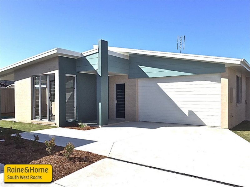 95 Phillip Drive, South West Rocks, NSW 2431