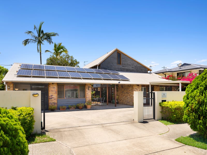 35 Thrush Avenue, Paradise Point, QLD 4216