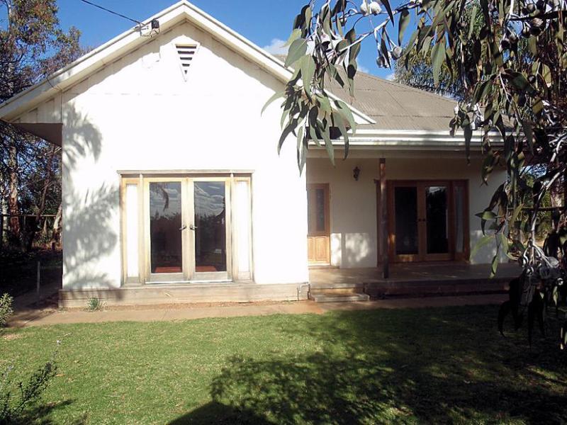 329 Fifth Street, Merbein, Vic 3505 Property Details