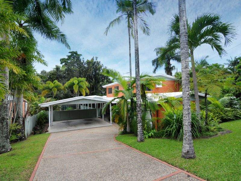 53 Hillview Crescent, Whitfield, Qld 4870 Property Details