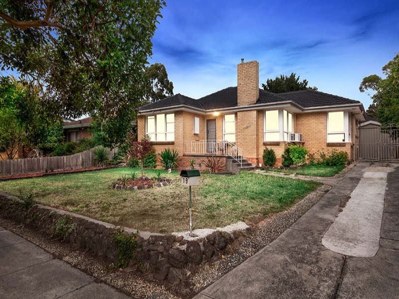 19 Highfield Road, Doncaster East, VIC 3109