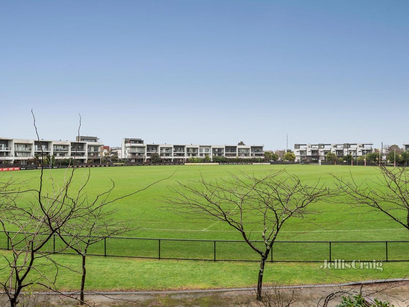 26 Waverley Park Drive, Mulgrave, Vic 3170 House for Sale