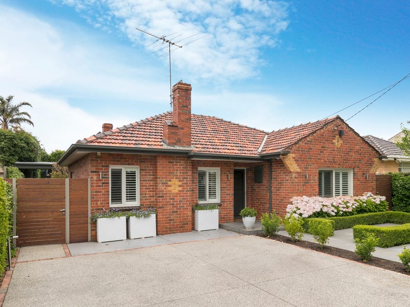 34 Raynes Park Road, Hampton, VIC 3188