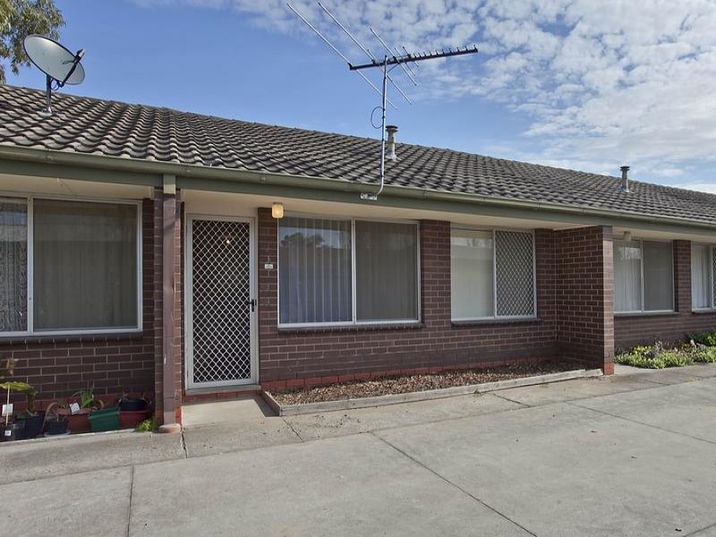 2/29 Gairloch Drive, Frankston, Vic 3199 Property Details