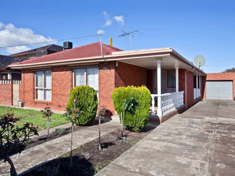 241 Furlong Road, St Albans, VIC 3021