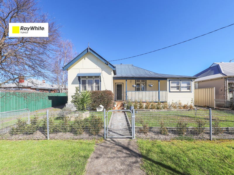 17 Fitzroy Street, Tumut, NSW 2720 House for Sale