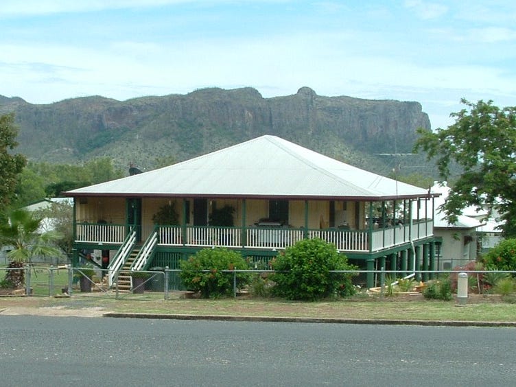 40 Porphyry Street, Springsure, Qld 4722 Property Details