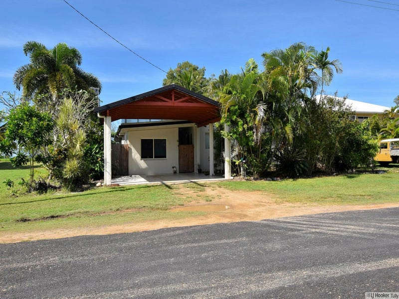76 Taylor Street, Tully Heads, QLD 4854