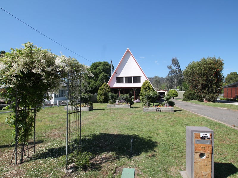11 Mayne Street, Murrurundi, NSW 2338 House for Sale