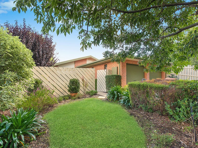 26 Fernyhough Crescent, Lyneham, ACT 2602 Property Details